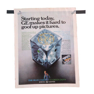 Vintage Magazine Advertisement General Electric Camera Flash 1960s 11x13